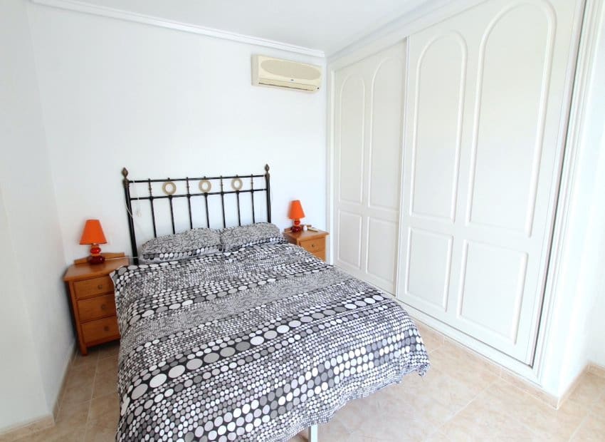 5 makuuhuone Huvila myytävänä paikassa Ciudad Quesada mukana uima-altaan - 625 000 € (Ref: 9211249)