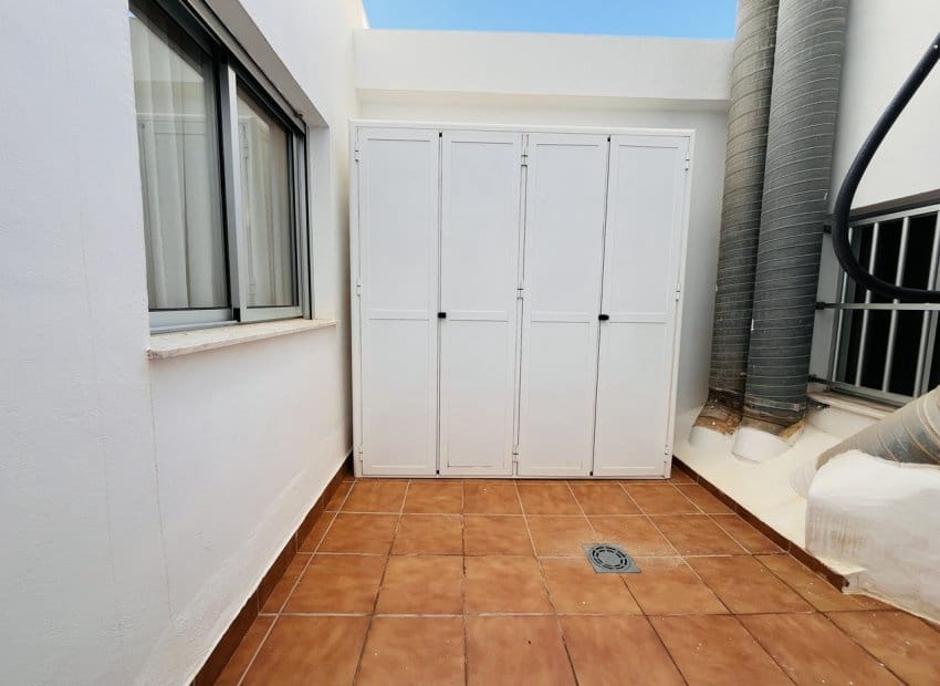 3 quarto Apartamento para venda em Guardamar del Segura - 299 999 € (Ref: 9211254)