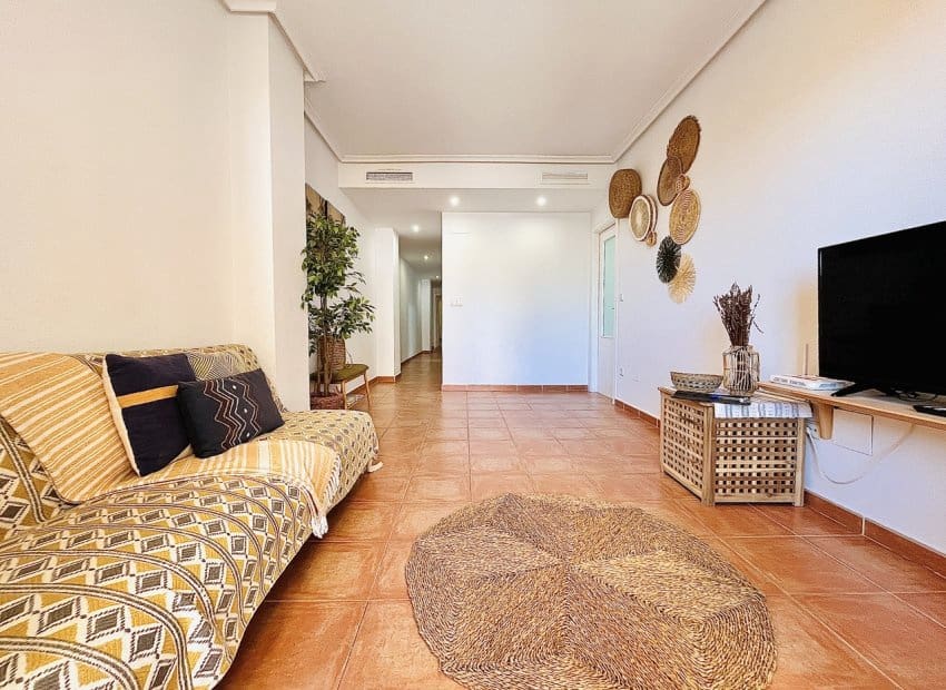 3 quarto Apartamento para venda em Guardamar del Segura - 299 999 € (Ref: 9211254)