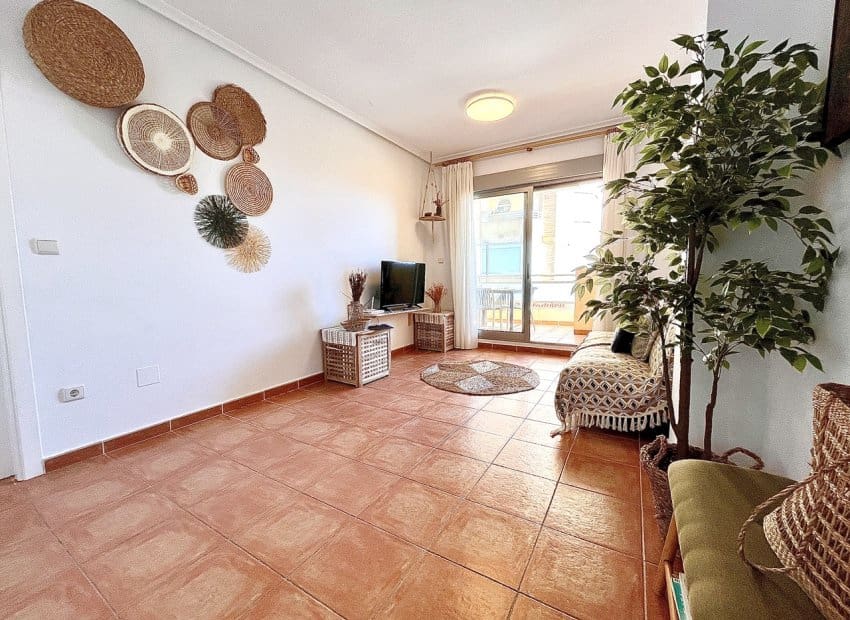 3 quarto Apartamento para venda em Guardamar del Segura - 299 999 € (Ref: 9211254)