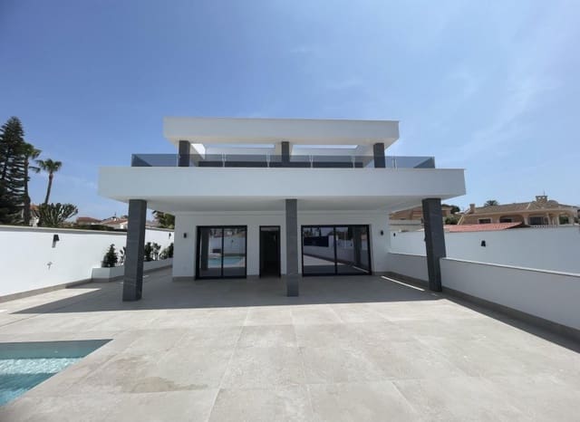 3 chambre Villa/Maison à vendre à Ciudad Quesada, Rojales avec piscine - 799 900 € (Ref: 9211258)