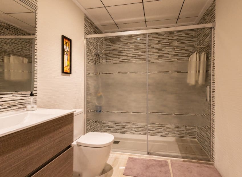 4 bedroom Villa for sale in Orihuela Costa with pool - € 536,500 (Ref: 9211263)