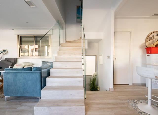 4 slaapkamer Villa te koop in Orihuela Costa, Orihuela met zwembad - € 536.500 (Ref: 9211263)