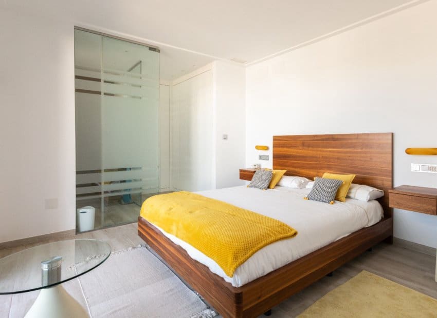 4 bedroom Villa for sale in Orihuela Costa with pool - € 536,500 (Ref: 9211263)