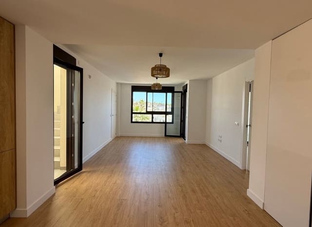 2 slaapkamer Penthouse te koop in Orihuela met zwembad - € 339.900 (Ref: 9211279)