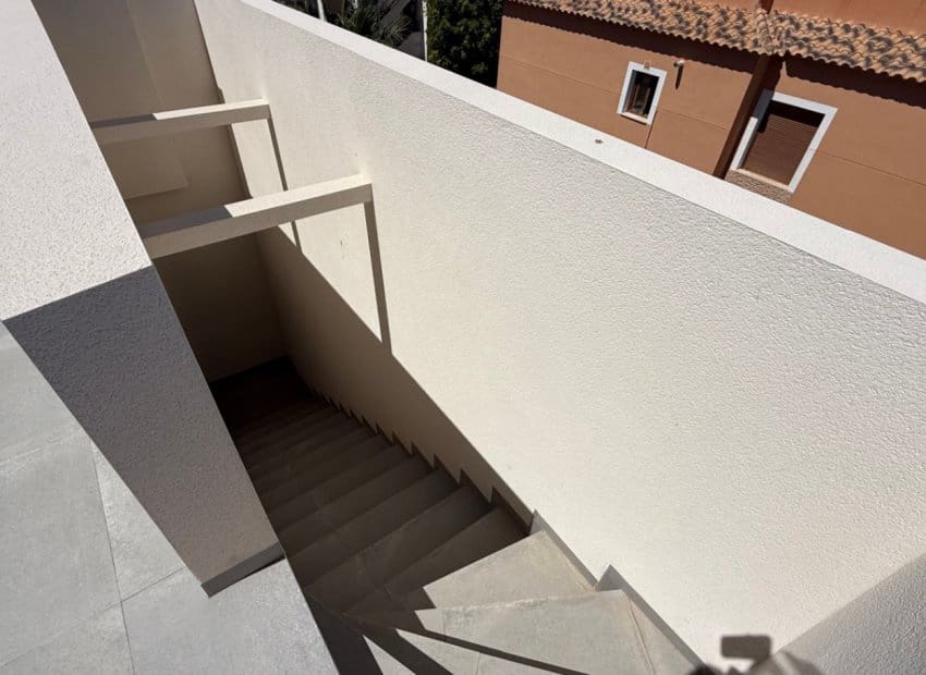 2 slaapkamer Penthouse te koop in Orihuela met zwembad - € 339.900 (Ref: 9211279)