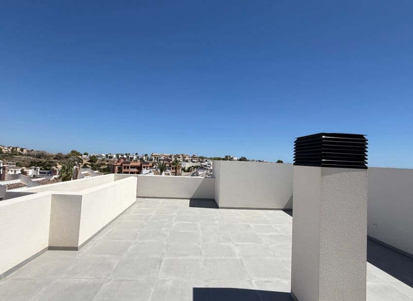 2 slaapkamer Penthouse te koop in Orihuela met zwembad - € 339.900 (Ref: 9211279)