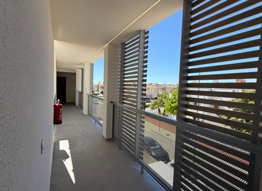 2 slaapkamer Penthouse te koop in Orihuela met zwembad - € 339.900 (Ref: 9211279)