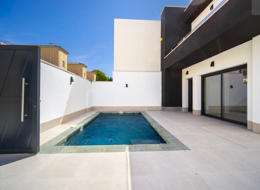 3 chambre Villa/Maison à vendre à Heredades avec piscine - 359 900 € (Ref: 9211287)