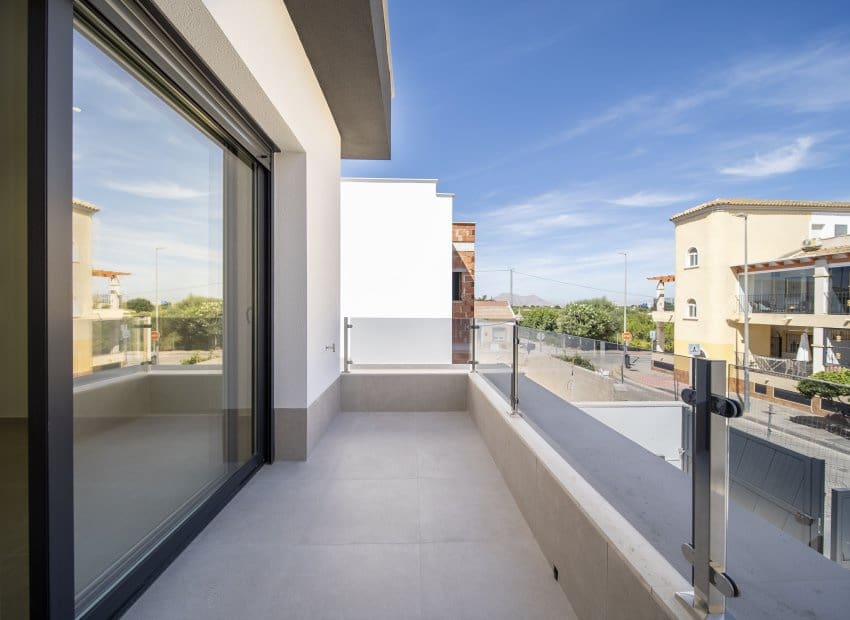 3 chambre Villa/Maison à vendre à Heredades avec piscine - 359 900 € (Ref: 9211287)