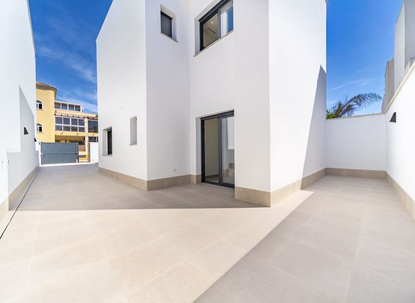 3 chambre Villa/Maison à vendre à Heredades avec piscine - 359 900 € (Ref: 9211287)