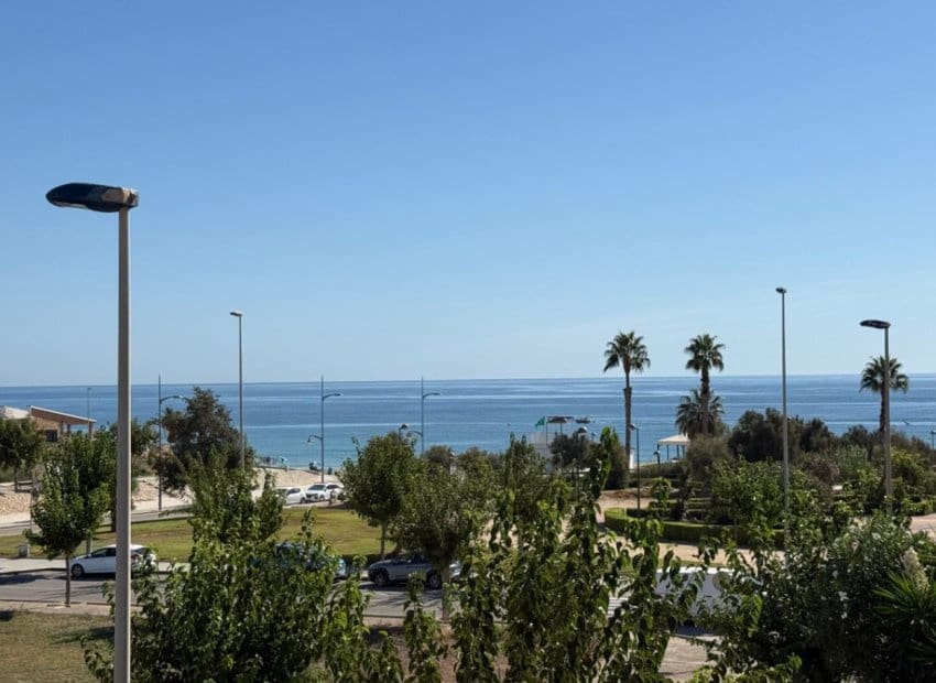 2 sovrum Takvåning till salu i Pilar de la Horadada med pool - 299 000 € (Ref: 9211299)