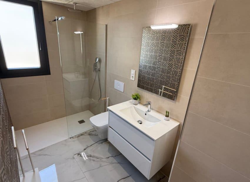 2 Zimmer Apartment zu verkaufen in Villamartin mit Pool - 299.900 € (Ref: 9211300)