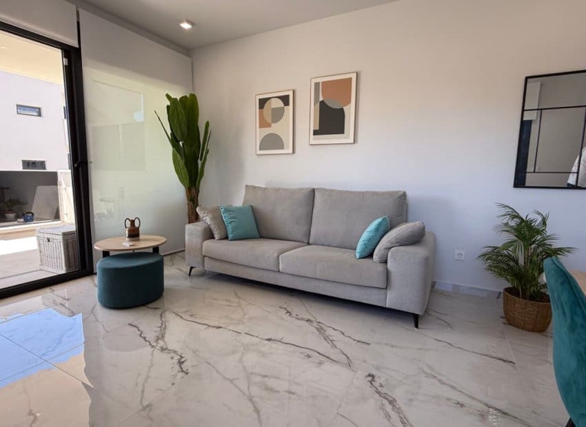 2 Zimmer Apartment zu verkaufen in Villamartin mit Pool - 299.900 € (Ref: 9211300)