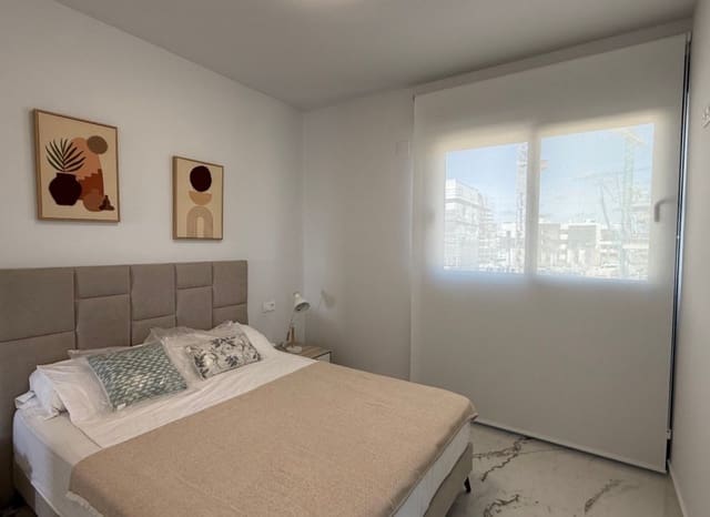 2 Zimmer Apartment zu verkaufen in Villamartin, Orihuela mit Pool - 299.900 € (Ref: 9211300)