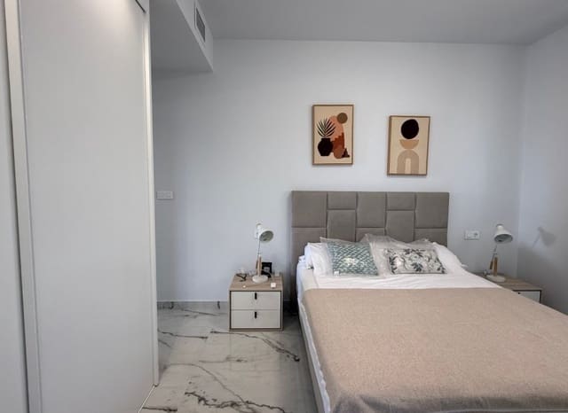2 Zimmer Apartment zu verkaufen in Villamartin, Orihuela mit Pool - 299.900 € (Ref: 9211300)