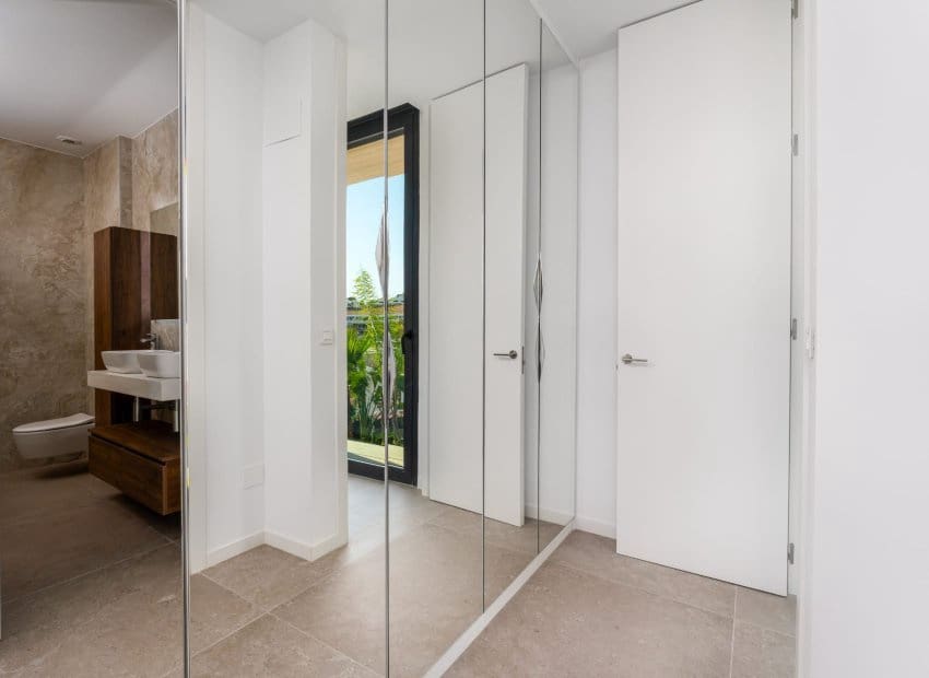 Chalet de 4 habitaciones en Finestrat en venta con piscina - 2.700.000 € (Ref: 9211303)