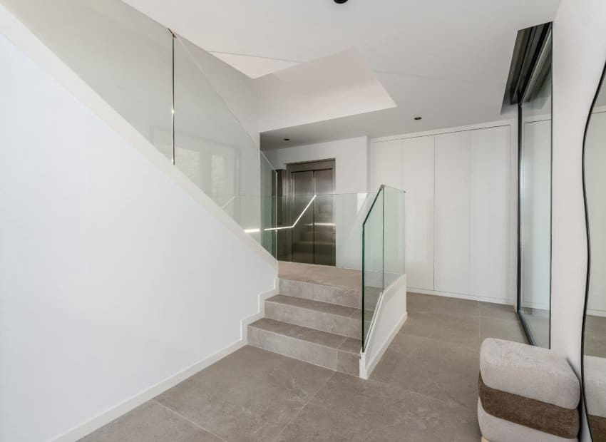 Chalet de 4 habitaciones en Finestrat en venta con piscina - 2.700.000 € (Ref: 9211303)