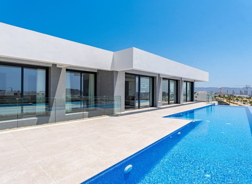 Chalet de 4 habitaciones en Finestrat en venta con piscina - 2.700.000 € (Ref: 9211303)