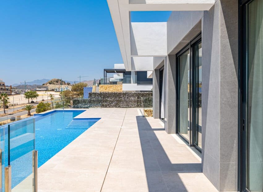 Chalet de 4 habitaciones en Finestrat en venta con piscina - 2.700.000 € (Ref: 9211303)