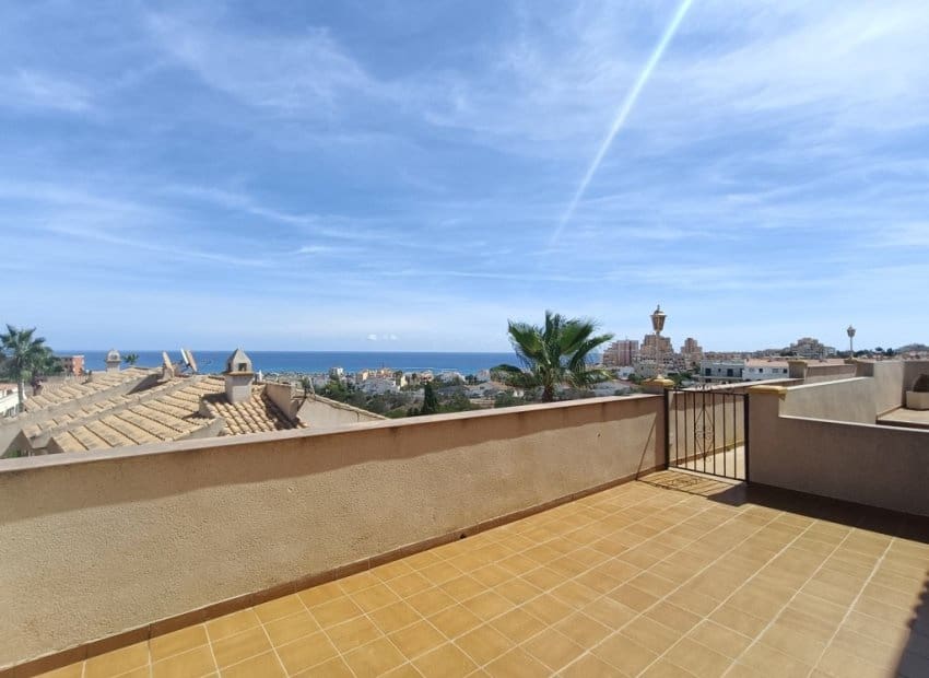 3 bedroom Apartment for sale in La Mata with pool - € 205,000 (Ref: 9211304)