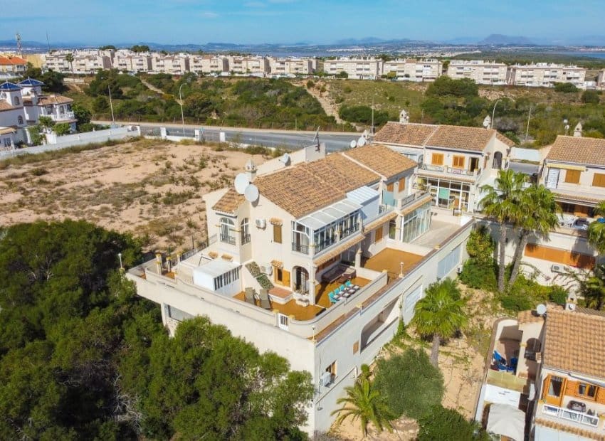 3 bedroom Apartment for sale in La Mata with pool - € 205,000 (Ref: 9211304)