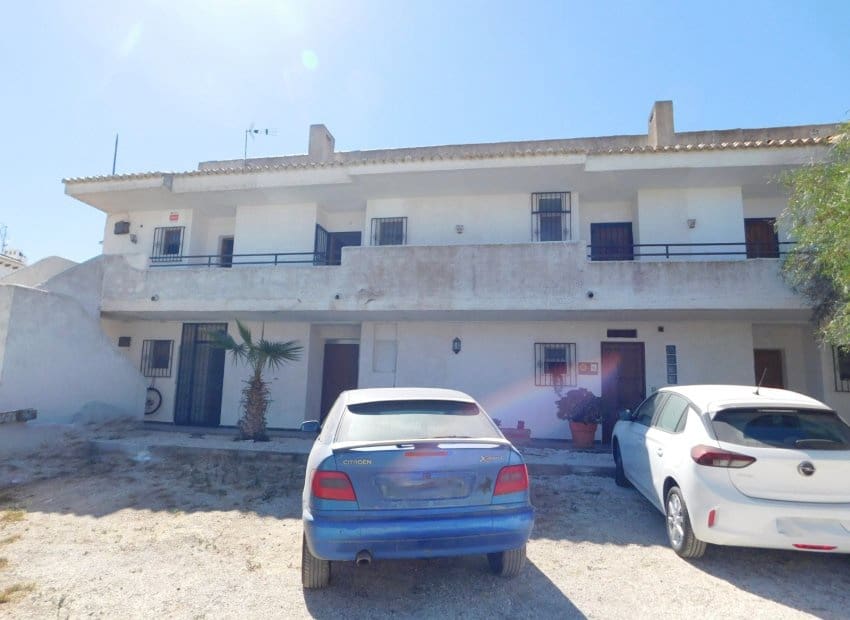 1 slaapkamer Appartement te koop in Villamartin met zwembad - € 95.000 (Ref: 9211305)