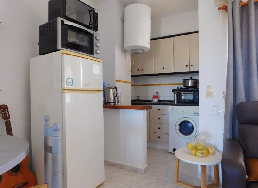 1 slaapkamer Appartement te koop in Villamartin met zwembad - € 95.000 (Ref: 9211305)
