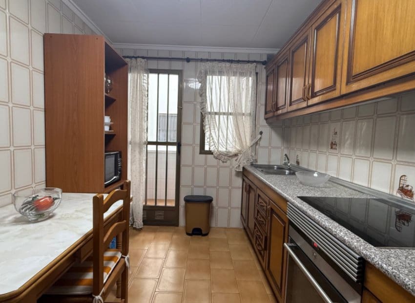 3 slaapkamer Appartement te koop in Torrevieja - € 324.000 (Ref: 9211306)