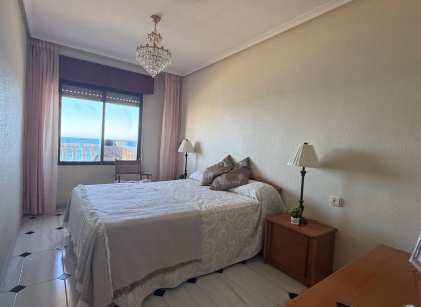3 slaapkamer Appartement te koop in Torrevieja - € 324.000 (Ref: 9211306)