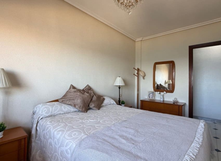 3 slaapkamer Appartement te koop in Torrevieja - € 324.000 (Ref: 9211306)