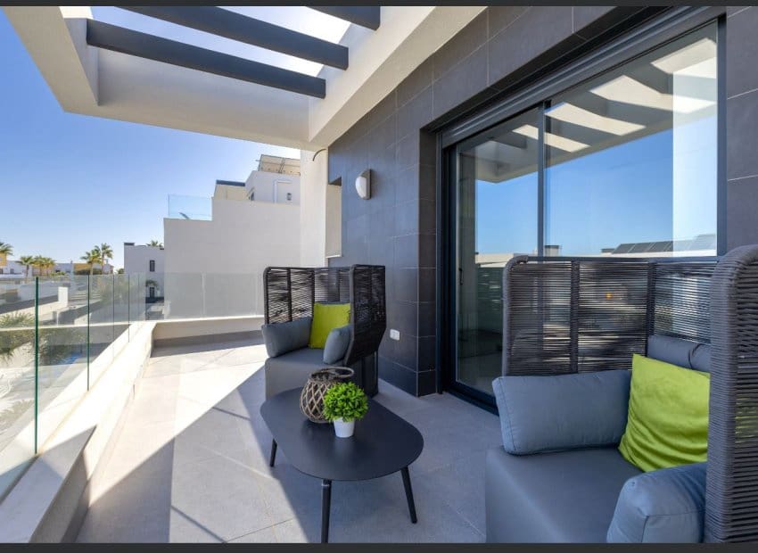 3 soverom Villa til salgs i Algorfa med svømmebasseng - € 550 000 (Ref: 9211312)