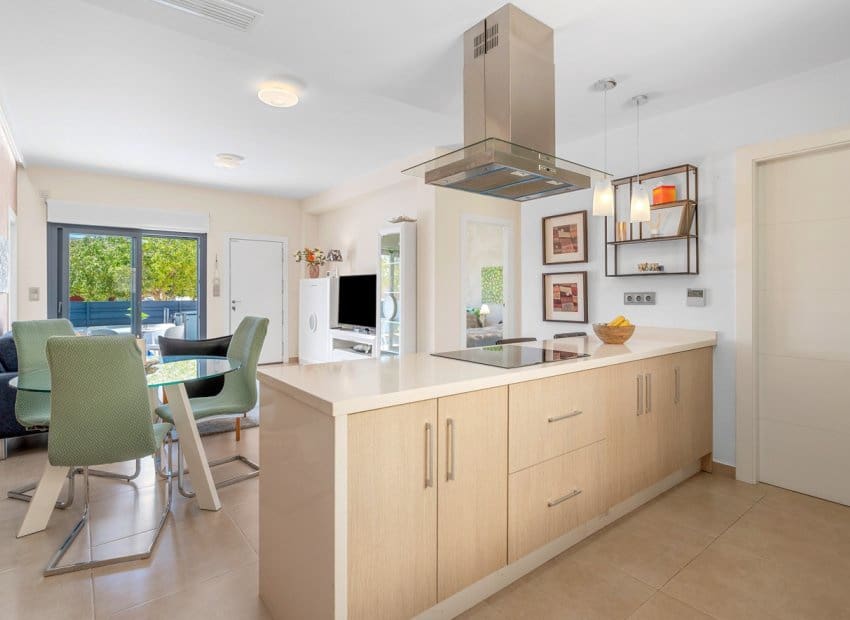 3 soveværelse Byhus til salg i Formentera del Segura med swimmingpool - € 339.000 (Ref: 9211318)