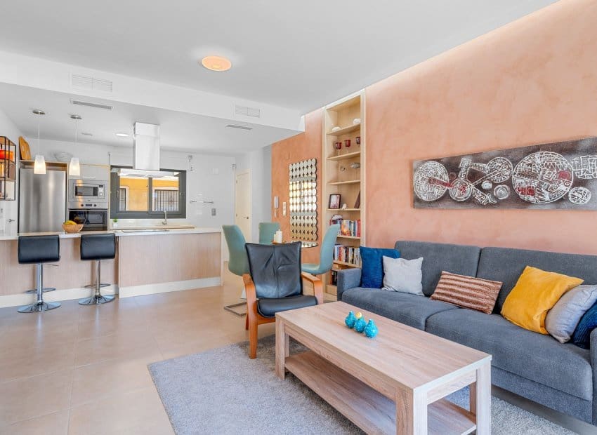 3 soveværelse Byhus til salg i Formentera del Segura med swimmingpool - € 339.000 (Ref: 9211318)