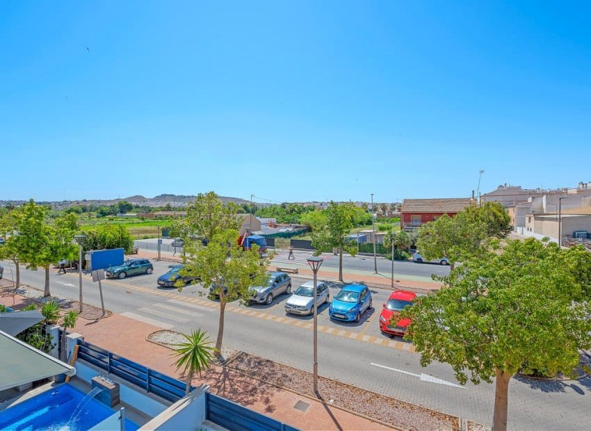 3 soveværelse Byhus til salg i Formentera del Segura med swimmingpool - € 339.000 (Ref: 9211318)