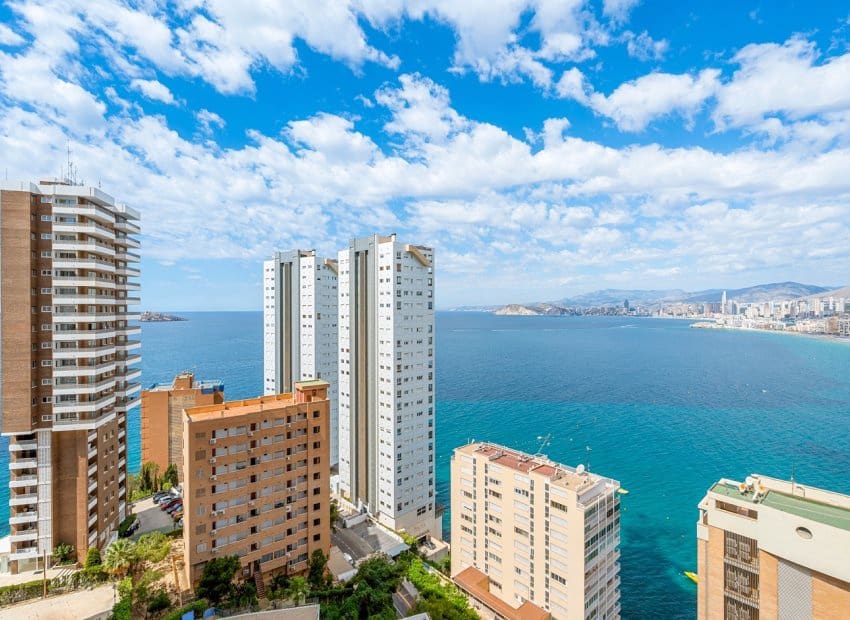6 sypialnia Penthouse na sprzedaż w Benidorm z basenem - 899 000 € (Ref: 9211322)