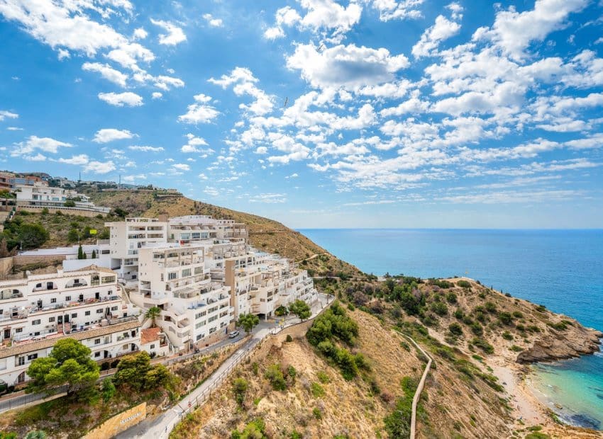 6 sypialnia Penthouse na sprzedaż w Benidorm z basenem - 899 000 € (Ref: 9211322)