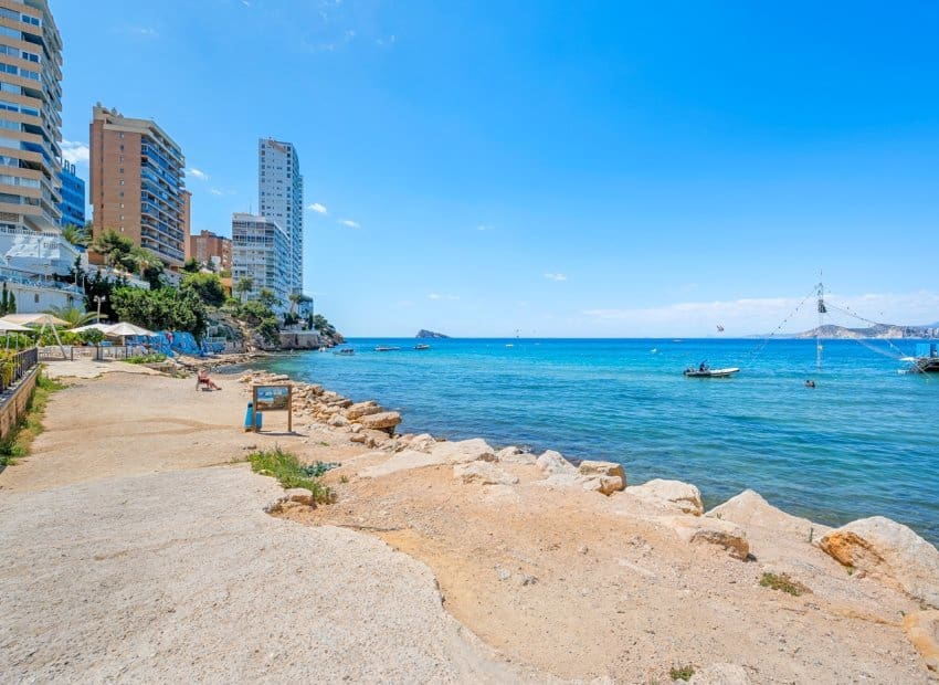 6 sypialnia Penthouse na sprzedaż w Benidorm z basenem - 899 000 € (Ref: 9211322)