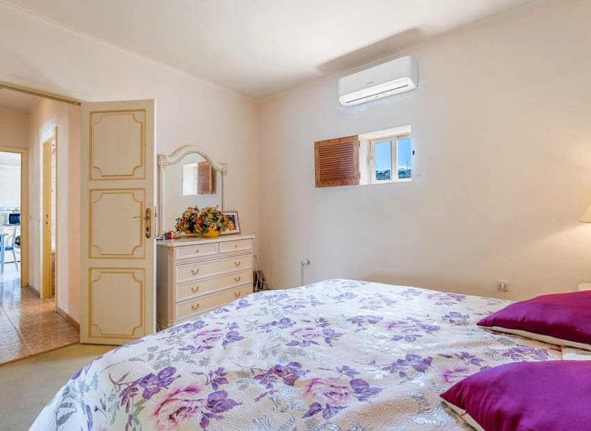 6 sypialnia Penthouse na sprzedaż w Benidorm z basenem - 899 000 € (Ref: 9211322)