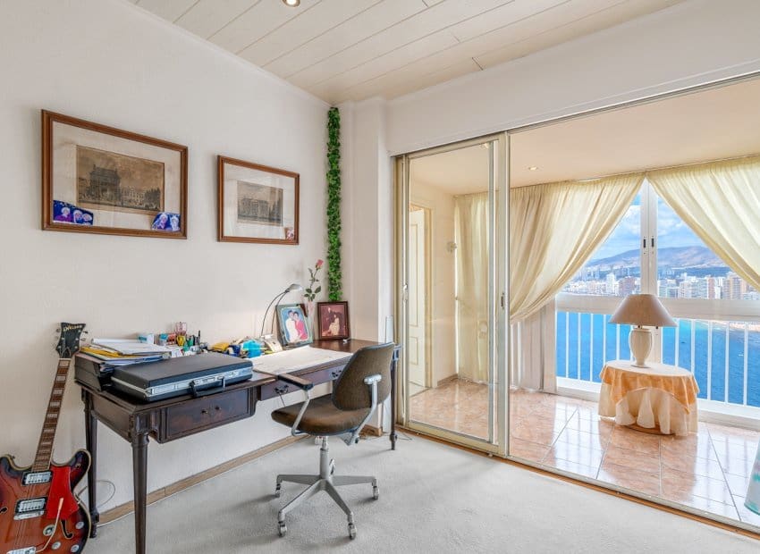 6 sypialnia Penthouse na sprzedaż w Benidorm z basenem - 899 000 € (Ref: 9211322)