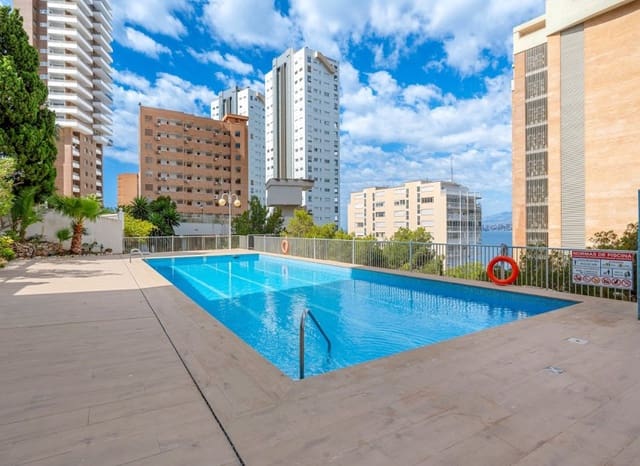 6 bedroom Penthouse for sale in Playa Levante, Benidorm with pool - € 899,000 (Ref: 9211322)
