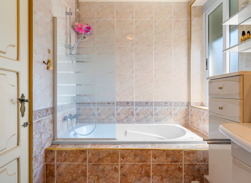 6 sypialnia Penthouse na sprzedaż w Benidorm z basenem - 899 000 € (Ref: 9211322)