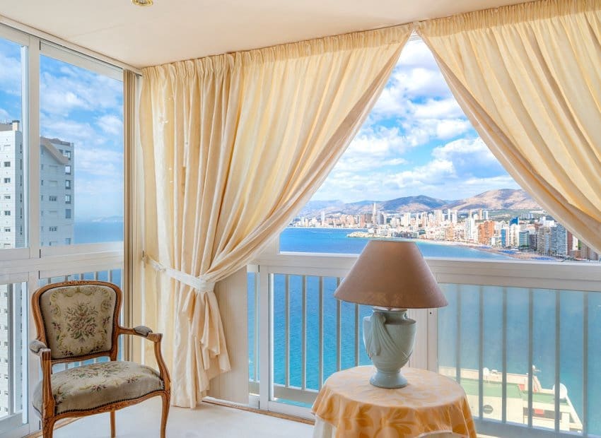 6 sypialnia Penthouse na sprzedaż w Benidorm z basenem - 899 000 € (Ref: 9211322)