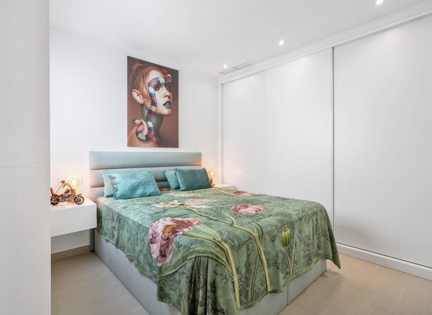 3 slaapkamer Villa te koop in Ciudad Quesada met zwembad - € 389.000 (Ref: 9211323)