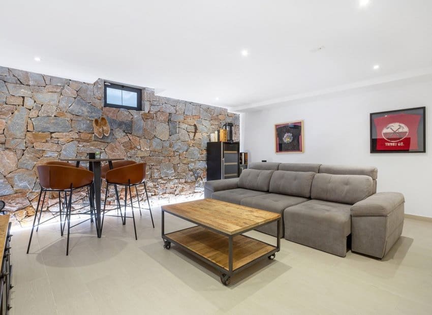 3 slaapkamer Villa te koop in Ciudad Quesada met zwembad - € 389.000 (Ref: 9211323)