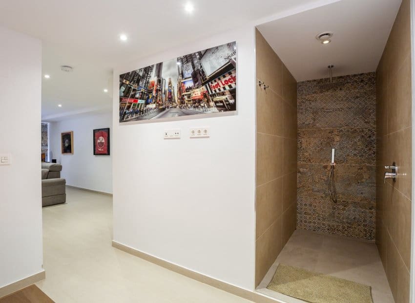 3 slaapkamer Villa te koop in Ciudad Quesada met zwembad - € 389.000 (Ref: 9211323)