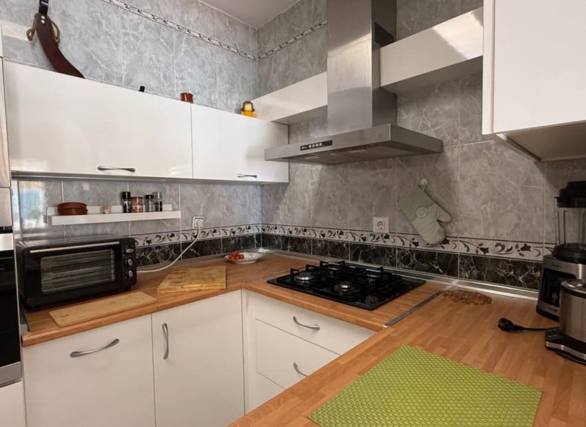 3 bedroom Villa for sale in Torrevieja with pool - € 399,000 (Ref: 9211324)