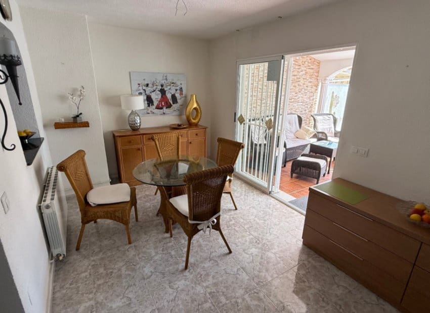 3 bedroom Villa for sale in Torrevieja with pool - € 399,000 (Ref: 9211324)