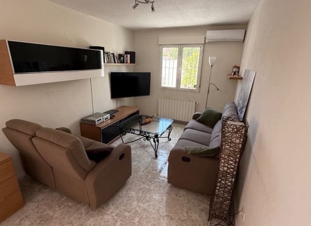 3 Zimmer Villa zu verkaufen in El Chaparral - La Siesta - La Torreta, Torrevieja mit Pool - 399.000 € (Ref: 9211324)