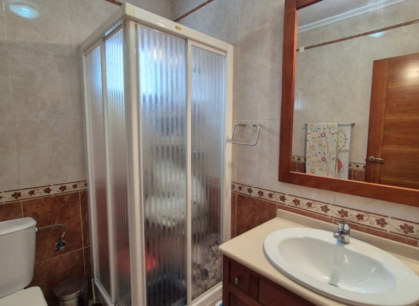 2 bedroom Villa for sale in Torrevieja with pool - € 322,400 (Ref: 9211325)